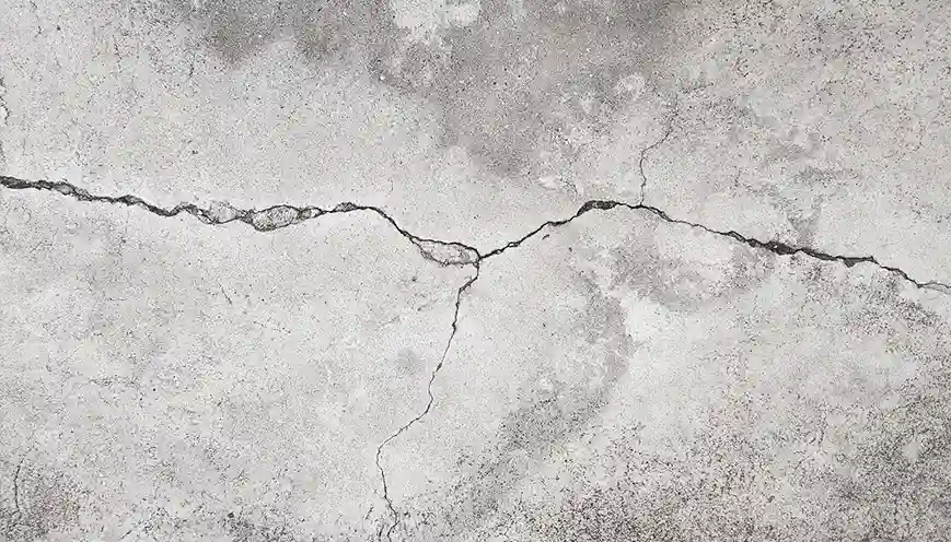Чому тріскається бетон: основні причини та способи запобігання розтріскуванню 4 Чому тріскається бетон: основні причини та способи запобігання розтріскуванню
